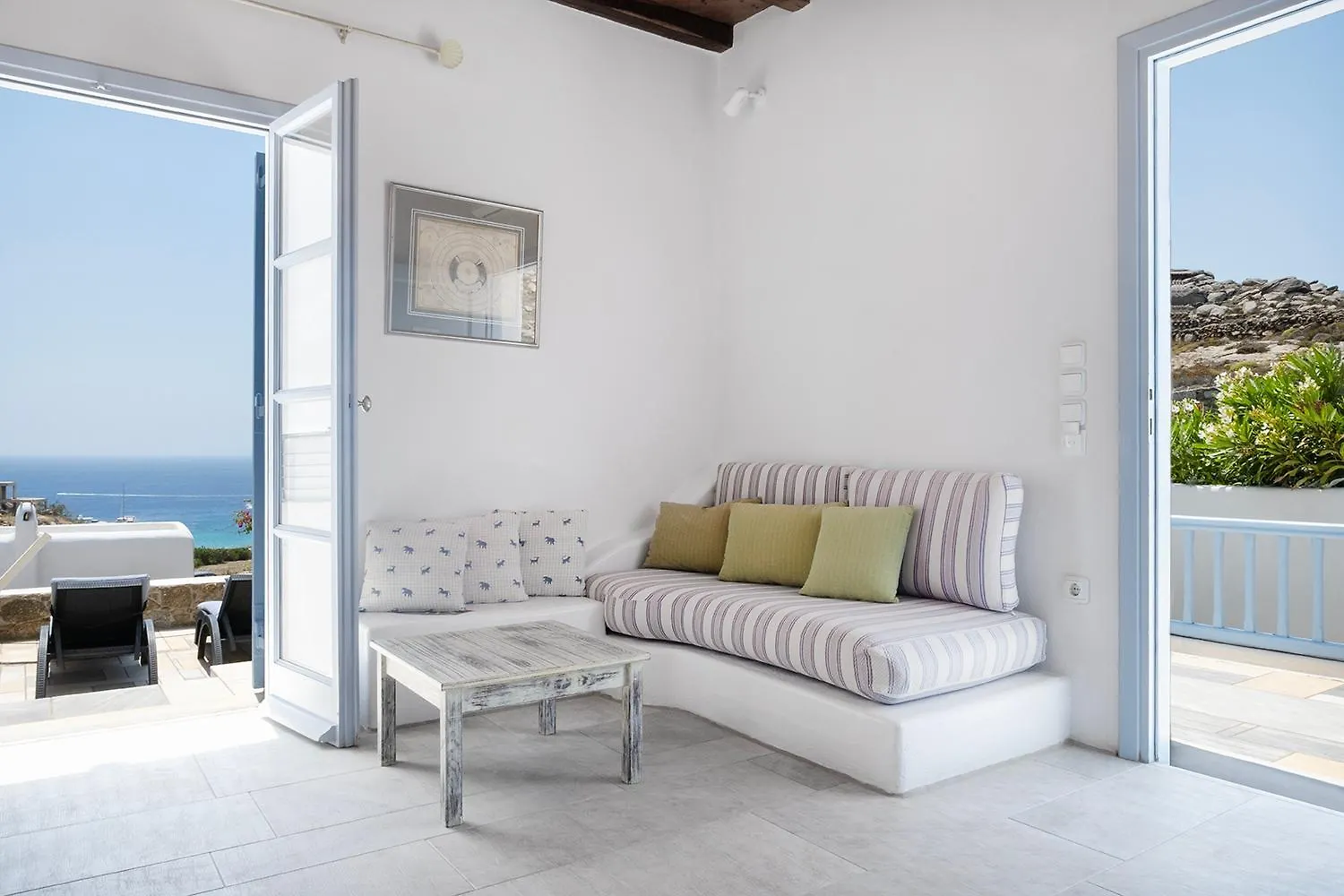 Nama Villas Super Paradise Beach  Greece